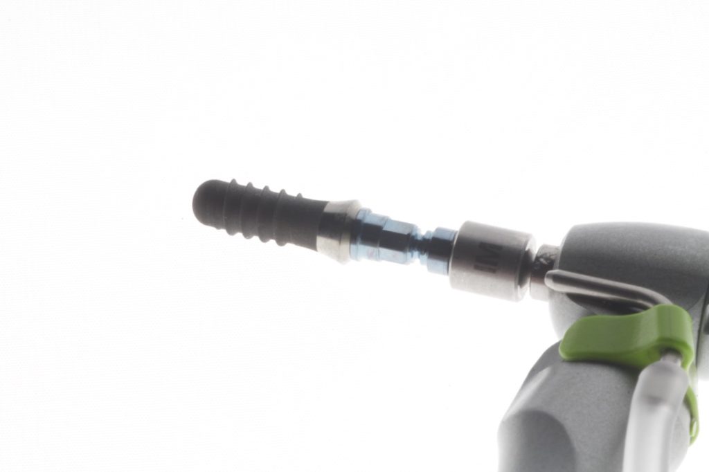 Implantes dentales