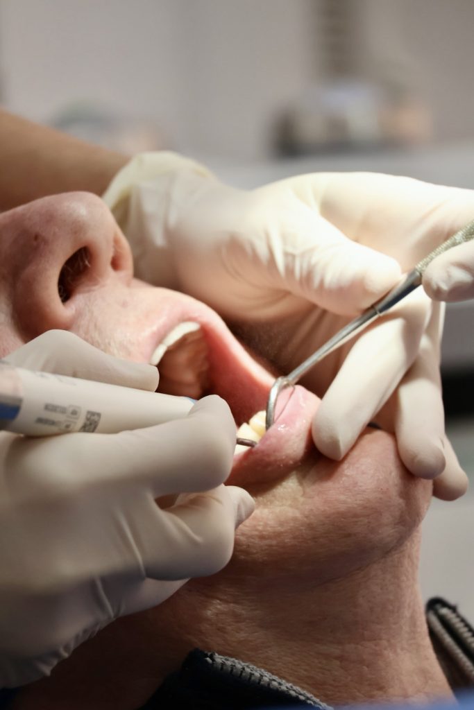 Encías inflamadas o sangrantes